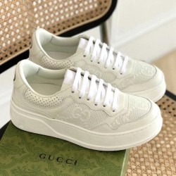 Кроссовки Gucci с тиснением GG